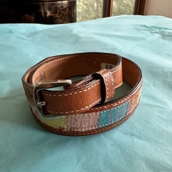 CIRCLE OF YOAKUM HANDMADE LEATHER AND WOVEN BELT - Picture 4 of 12